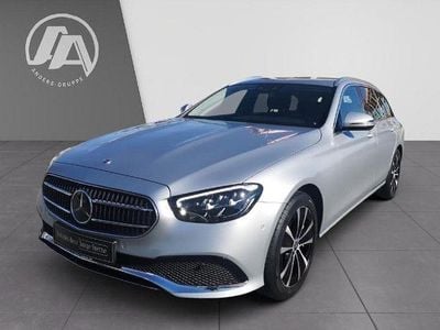 Usata Mercedes E300 Avantgarde 306 CV (225 kW) 2021 Argento Berlina