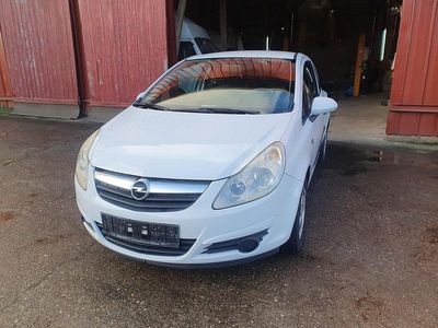 Gebraucht Opel Corsa 60 PS (44 kW) 2007 Weiß Kleinwagen