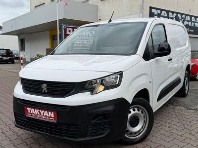 Gebraucht Peugeot Partner Premium 102 PS (75 kW) 2021 Weiß Van / Kleinbus