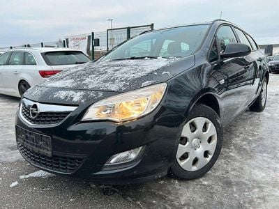 Gebraucht Opel Astra Edition 101 PS (74 kW) 2012 Schwarz Kombi