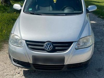 Second-hand VW Fox 54 CP (39 kW) 2006 Argintiu Hatchback