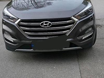 Gebraucht Hyundai Tucson 177 PS (130 kW) 2017 Grau SUV