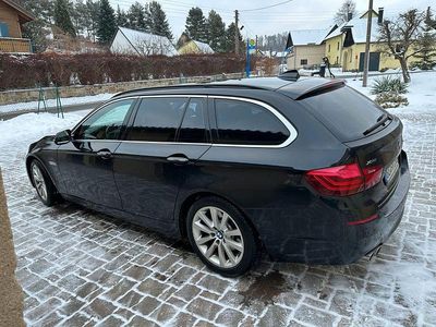 Schwarz Gebraucht 2013 BMW 525 Luxury Line Kombi | 12.400 € (Fairer Preis)