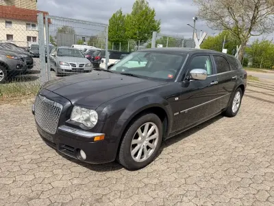 Gebraucht Chrysler 300C Touring 218 PS (160 kW) 2010 Schwarz Kombi