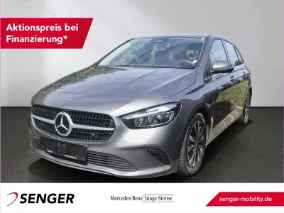 Gebraucht Mercedes B200 Advanced 163 PS (119 kW) 2025 Grau Kleinwagen