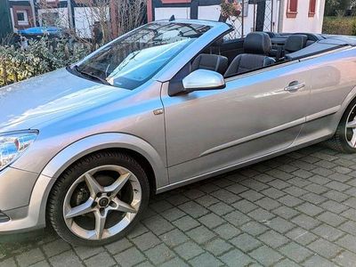 Gebraucht Opel Astra Cabriolet 116 PS (85 kW) 2007 Silber Cabrio