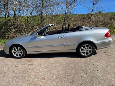 Usata Mercedes CLK320 Elegance 218 CV (160 kW) 2004 Argento Cabrio