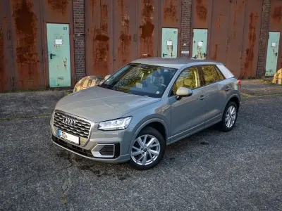 Usata Audi Q2 Sport 150 CV (110 kW) 2020 Grigio SUV