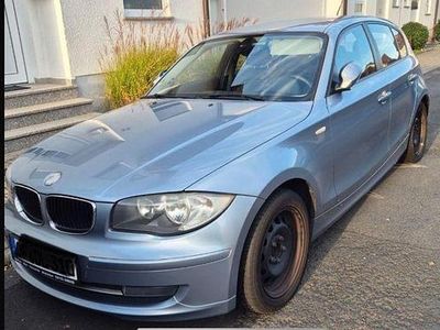 Schwarz Gebraucht 2008 BMW 118 Lifestyle Kleinwagen | 3.700 € (Teuer)