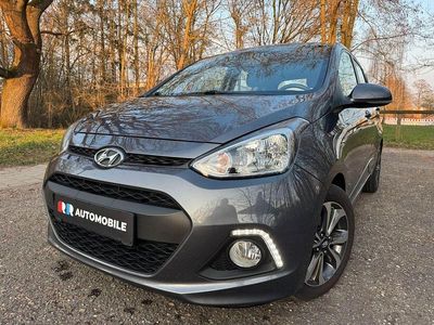 Gebraucht Hyundai i10 YES! 87 PS (63 kW) 2016 Grau Kleinwagen