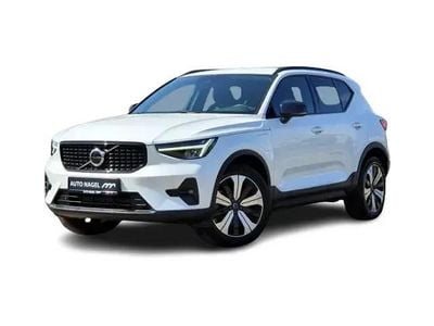 Second-hand Volvo XC40 Plus 179 CP (131 kW) 2022 Alb SUV