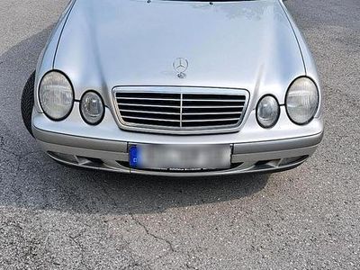 Mercedes CLK320
