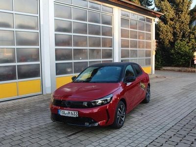 Rot Gebraucht 2024 Opel Corsa Limousine | 18.890 € (Etwas zu teuer)