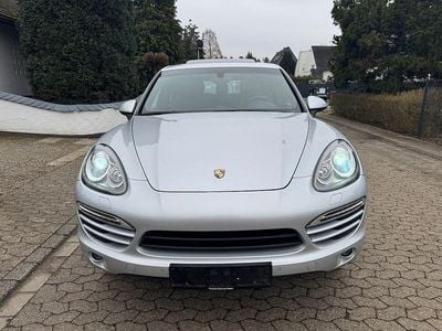 Gebraucht Porsche Cayenne 299 PS (219 kW) 2010 Klassiksilbermetallic SUV