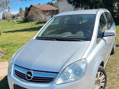 Gebraucht Opel Zafira 95 PS (69 kW) 2009 Silber Van / Kleinbus