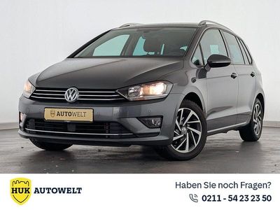 Grau Gebraucht 2017 VW Golf Sportsvan Sound Van / Kleinbus | 13.560 € (Fairer Preis)