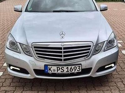 Mercedes E200