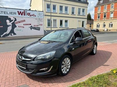 Gebraucht Opel Astra Exklusiv 140 PS (102 kW) 2015 Schwarz Limousine