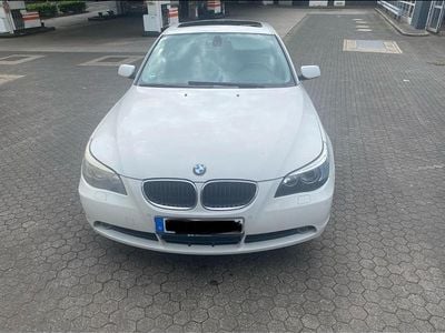 Second-hand BMW 520 177 CP (130 kW) 2004 Alb Berlinǎ