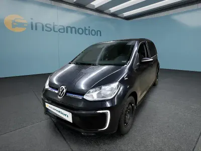 Używany VW e-up! Style 60 kW (82 KM) 2022 Czarny Hatchback