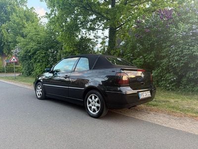 Gebraucht VW Golf Cabriolet 101 PS (74 kW) 2000 Schwarz Cabrio