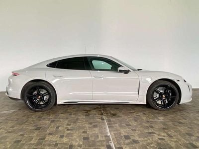 Porsche Taycan 4S