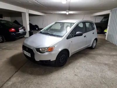 Gebraucht Mitsubishi Colt 75 PS (55 kW) 2009 Grau Kleinwagen