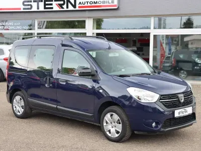 Gebraucht Dacia Dokker Comfort 102 PS (75 kW) 2019 Blau Van / Kleinbus