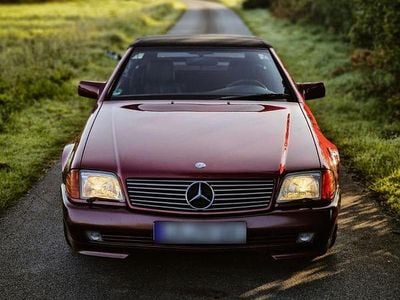 Usata Mercedes 300 230 CV (169 kW) 1991 Rosso Cabrio