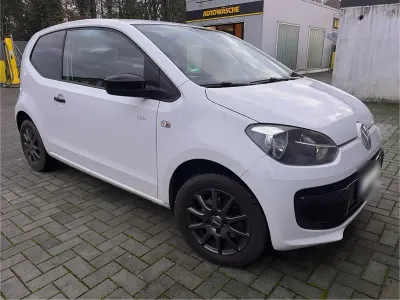 Używany VW up! 2015 Biały Hatchback