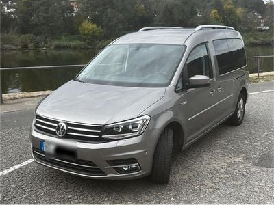 Braun Gebraucht 2017 VW Caddy Maxi Highline Van / Kleinbus | 24.800 € (Etwas zu teuer)