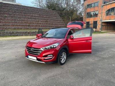 gebraucht Hyundai Tucson 2.0 CRDi 135kW Premium 4WD Automatik ...