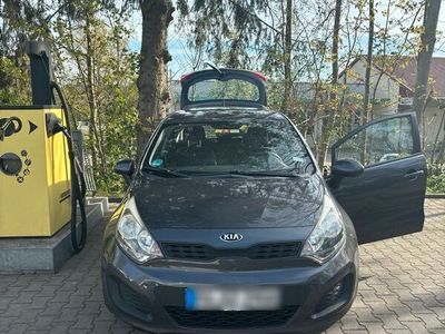 gebraucht Kia Rio III (UB) , 86PS , BJ 10/2013