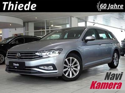 Pyritsilber metallic Gebraucht 2022 VW Passat Business Kombi | 22.900 € (Guter Preis)