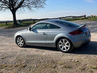 Second-hand Audi TT Sport 160 CP (117 kW) 2009 Argintiu Coupe