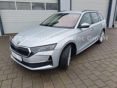 Silber Gebraucht 2025 Skoda Octavia Selection Kombi | 31.000 € (Guter Preis)