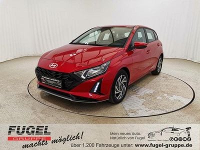 Neu Hyundai i20 Trend 101 PS (74 kW) 2025 Dragon red / met Kleinwagen