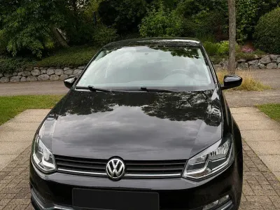 Gebraucht VW Polo Comfortline 90 PS (66 kW) 2017 Schwarz Kleinwagen