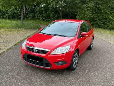 Gebraucht Ford Focus Style 125 PS (91 kW) 2008 Rot Limousine