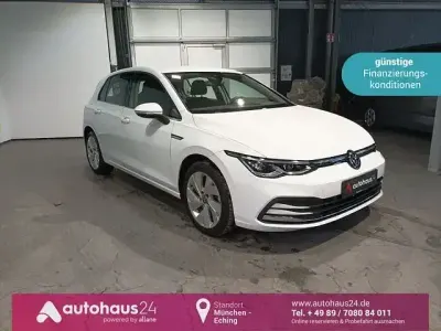Usata VW Golf VIII Style 150 CV (110 kW) 2023 Bianco Berlina