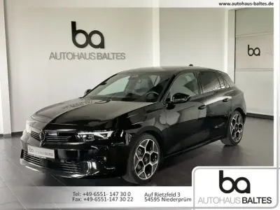 Gebraucht Opel Astra Ultimate 131 PS (96 kW) 2024 Karbon schwarz met. (metallic) Kleinwagen