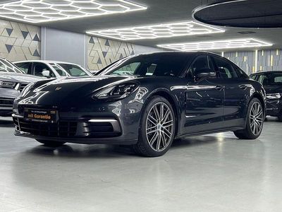 Grau Gebraucht 2018 Porsche Panamera Turbo Limousine | 47.990 € (Etwas zu teuer)