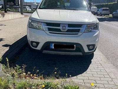 Gebraucht Fiat Freemont 170 PS (125 kW) 2014 Weiß SUV