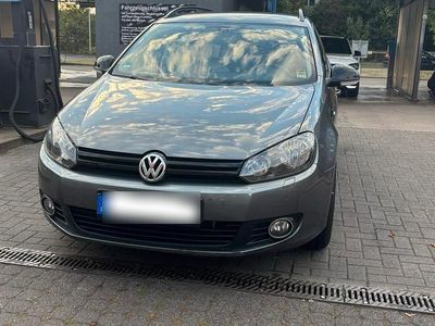 Gebraucht VW Golf VII 122 PS (89 kW) 2012 Grau Kombi