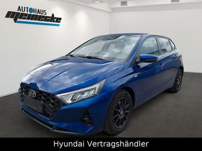 Gebraucht Hyundai i20 Intro Edition 101 PS (74 kW) 2020 Blau Kleinwagen