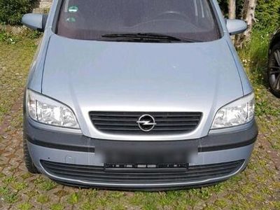 gebraucht Opel Zafira 