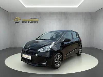 Gebraucht Hyundai i10 Trend 87 PS (63 kW) 2018 Schwarz Kleinwagen