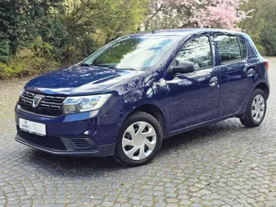 Gebraucht Dacia Sandero Acces 73 PS (53 kW) 2019 Blau Limousine