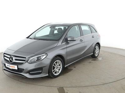 Gebraucht Mercedes B200 Style 136 PS (100 kW) 2018 Grau Van / Kleinbus