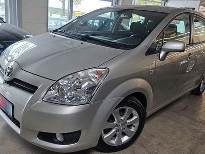 Usata Toyota Corolla Verso Executive 129 CV (94 kW) 2007 Argento Monovolume